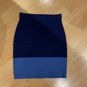 COPY - BCBG bandage skirt, blue two-toned XXS